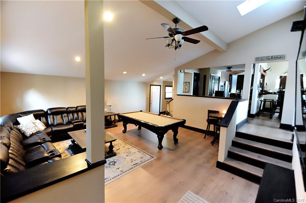 Tega Cay - Residential