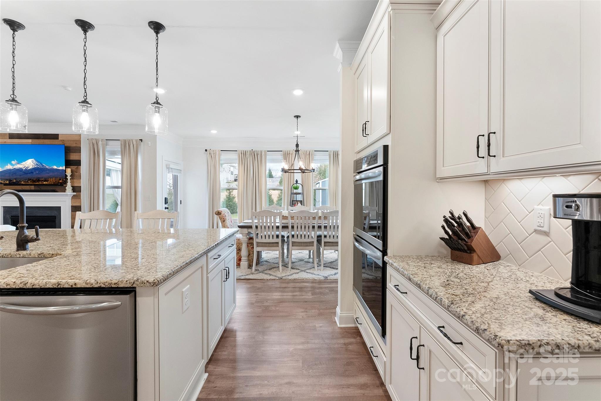 Robinson Oaks - Residential