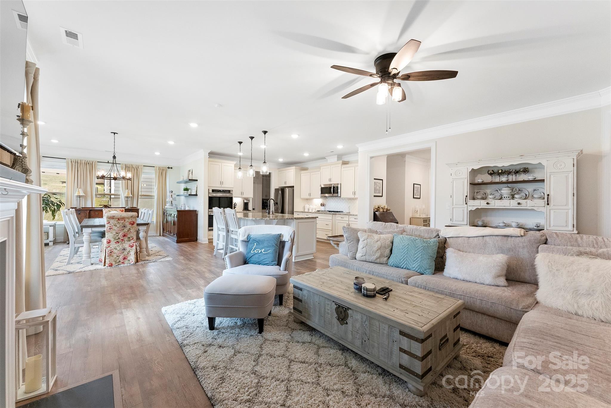 Robinson Oaks - Residential