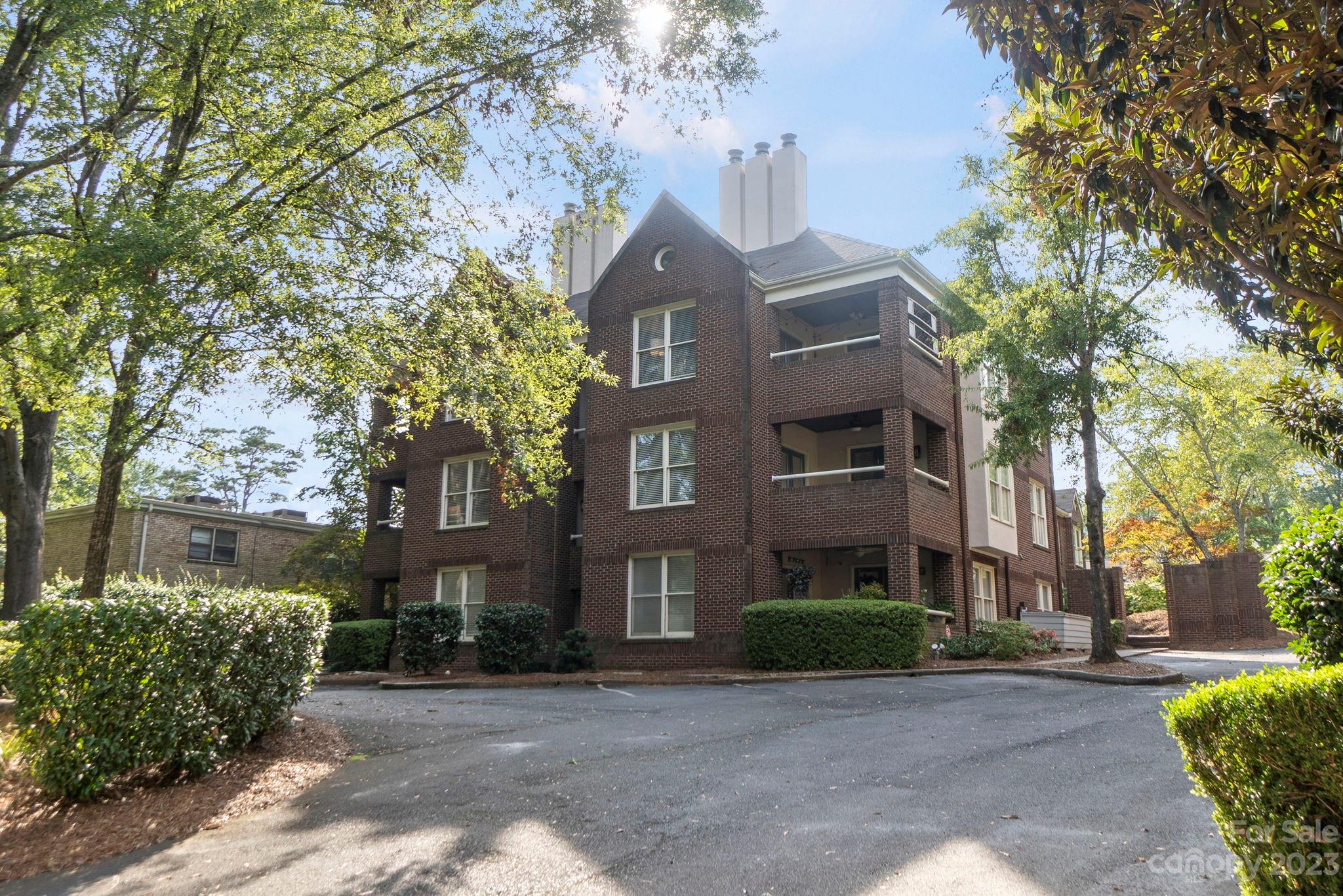 Myers Park - Residential