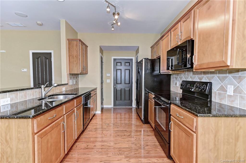 Blakeney Preserve - Residential Lease