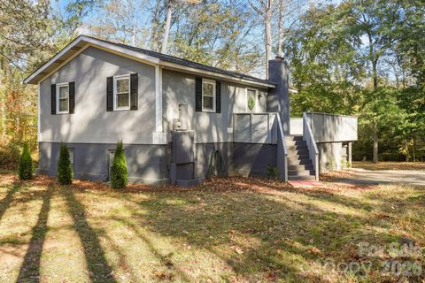 Photo of 3618 Waterloo Drive, Harrisburg, NC 28075 (MLS # 4316591)