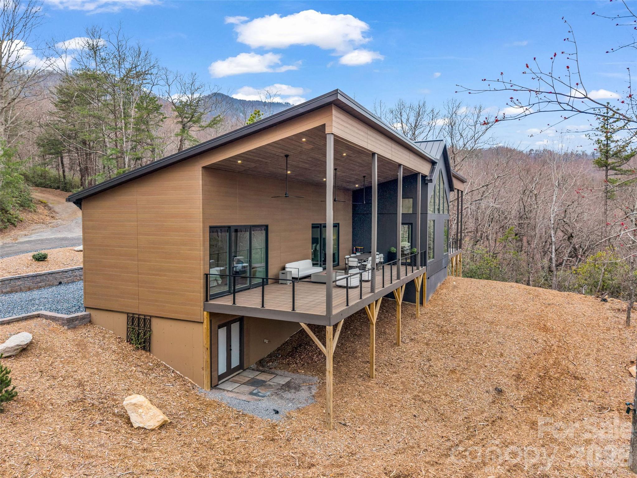 Rumbling Bald on Lake Lure - Residential