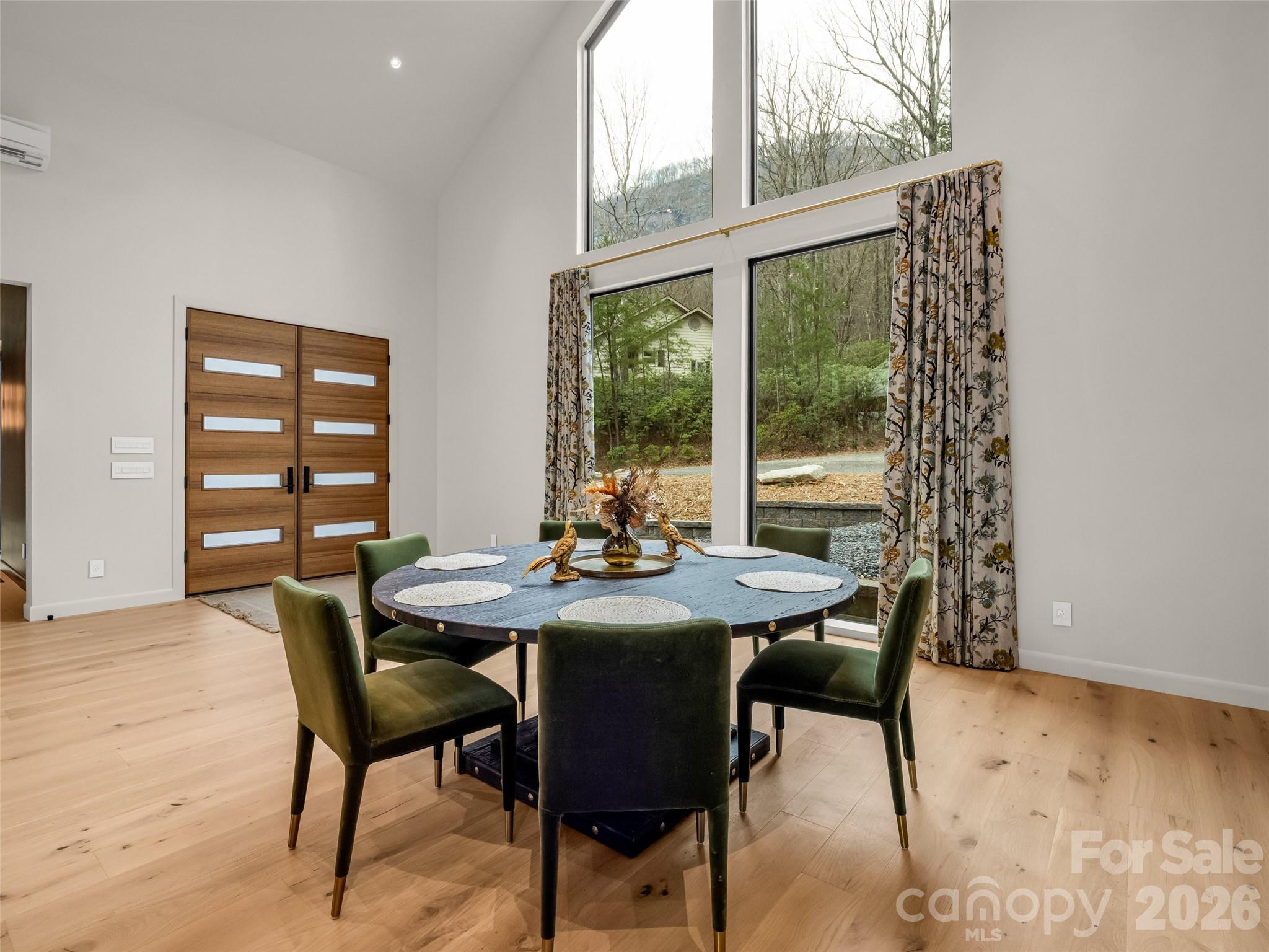 Rumbling Bald on Lake Lure - Residential