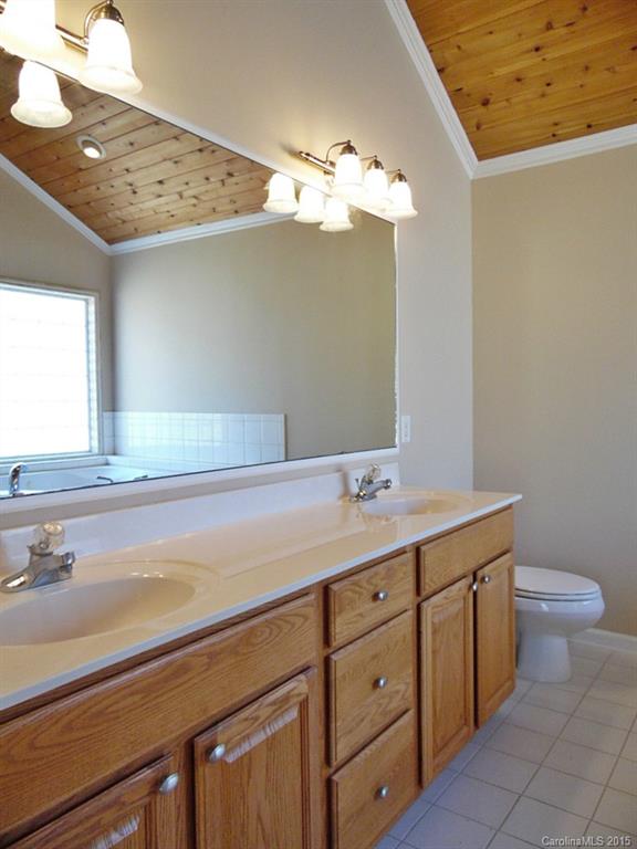 Red Oaks - Residential