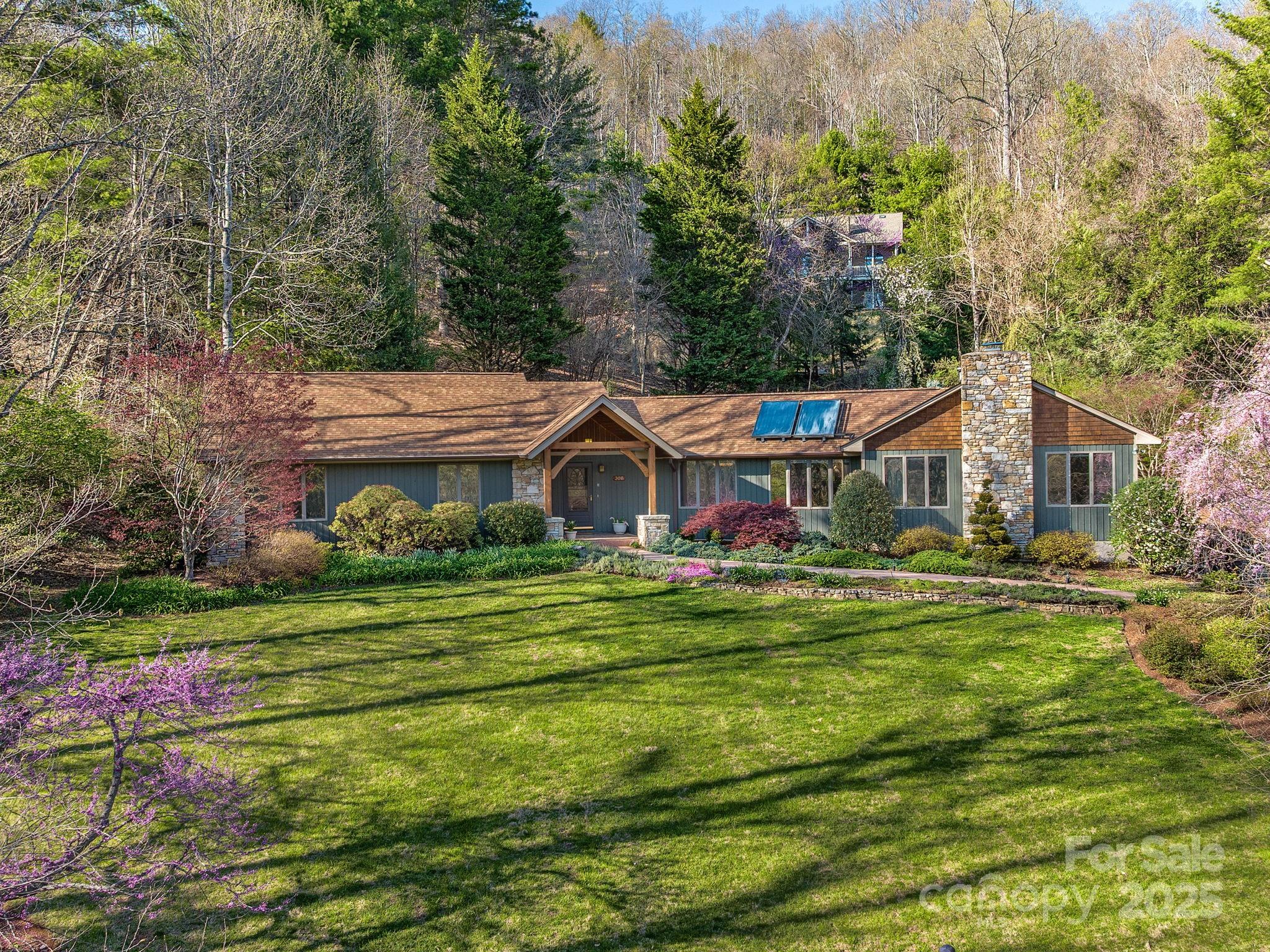 308 E Sondley Drive