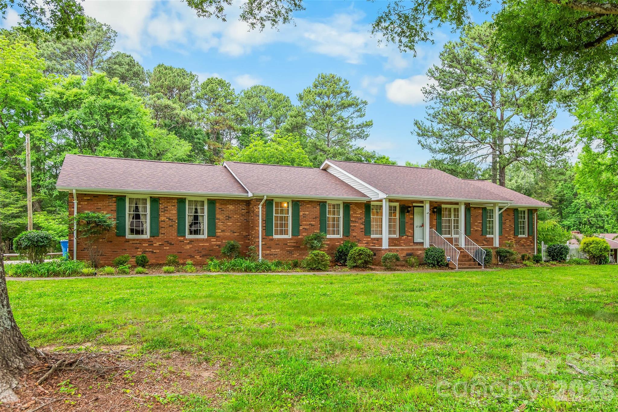 1719 Suther Road