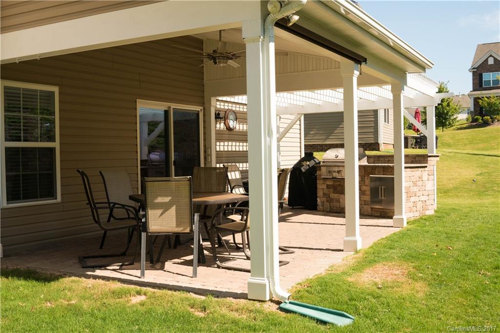 Stowe Pointe - Residential