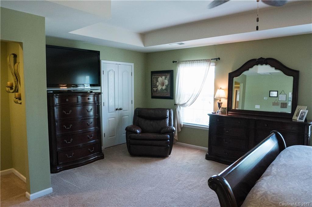 Stowe Pointe - Residential