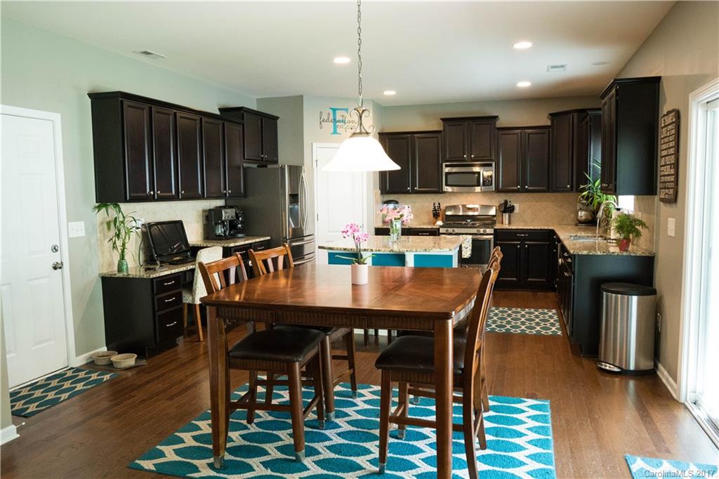 Stowe Pointe - Residential