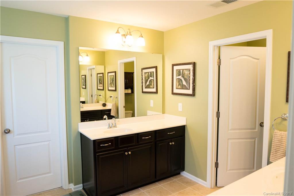 Stowe Pointe - Residential