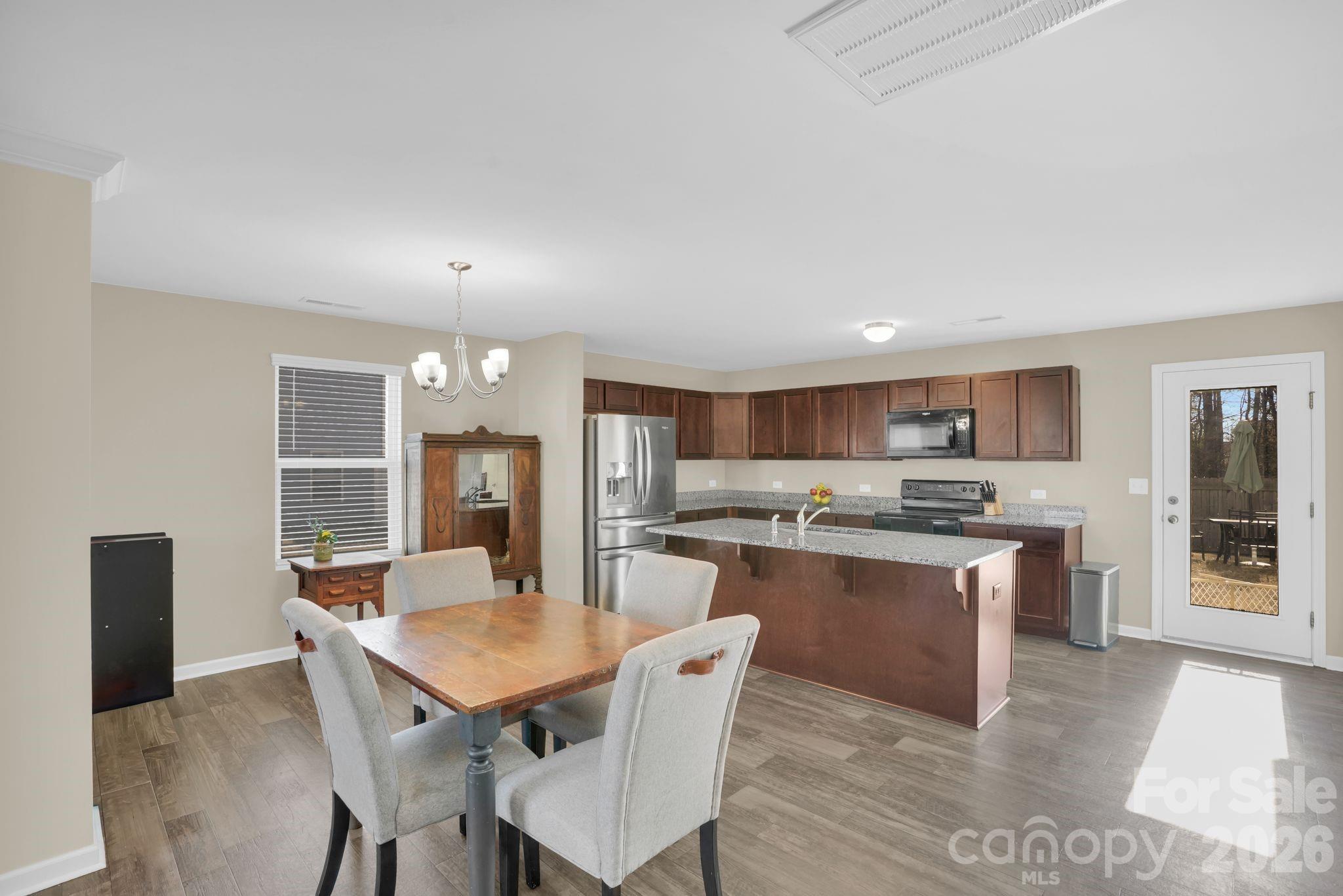 Austen Lakes - Residential