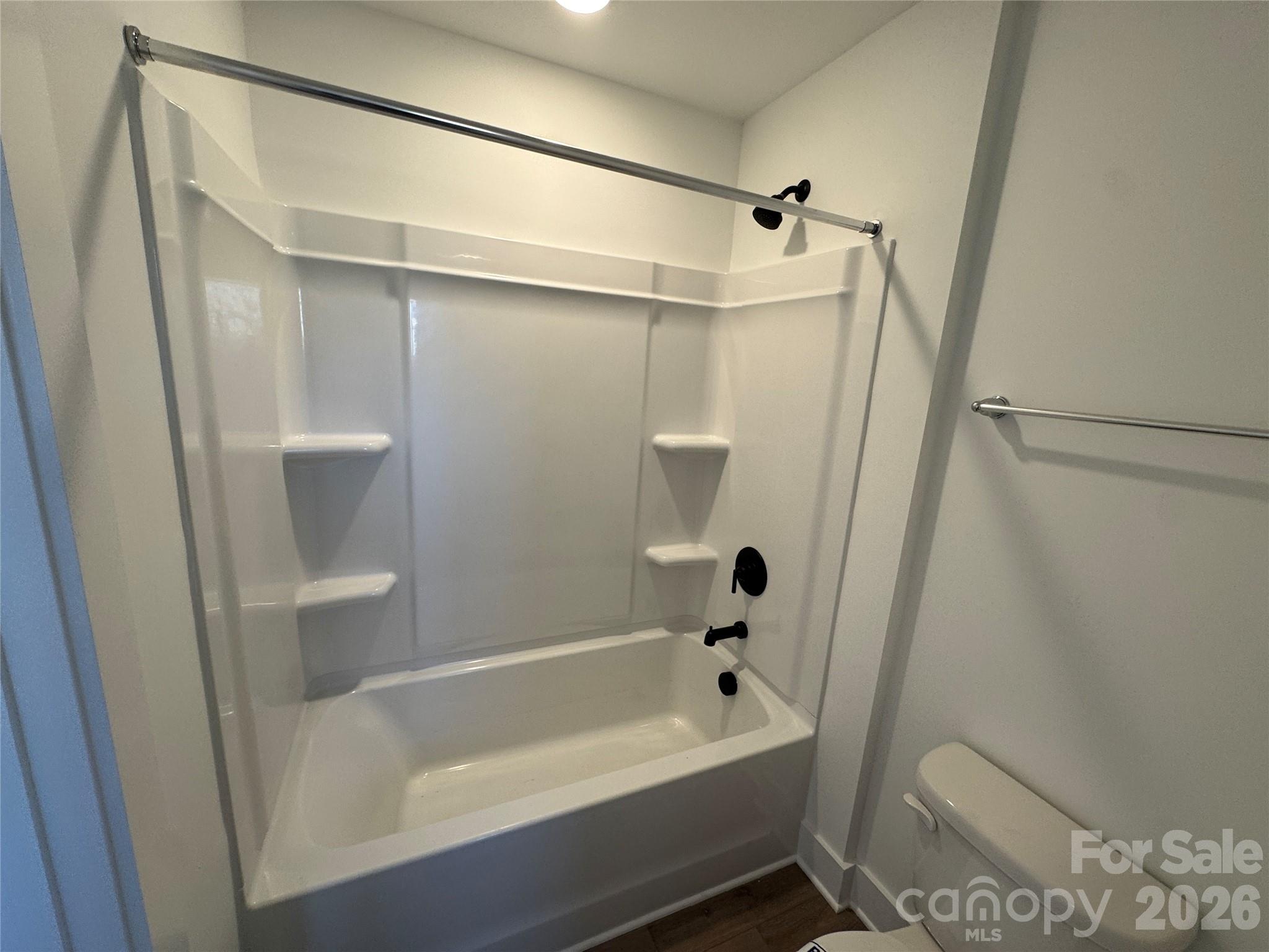 Robinson Oaks - Residential