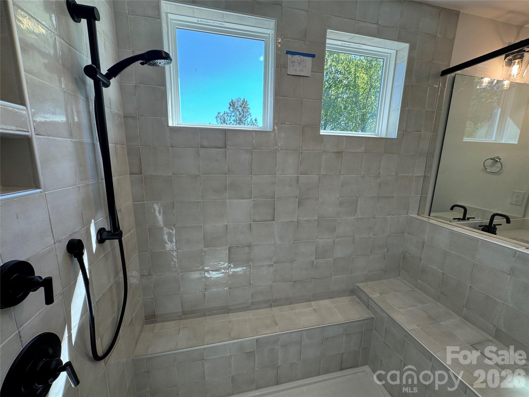 Robinson Oaks - Residential