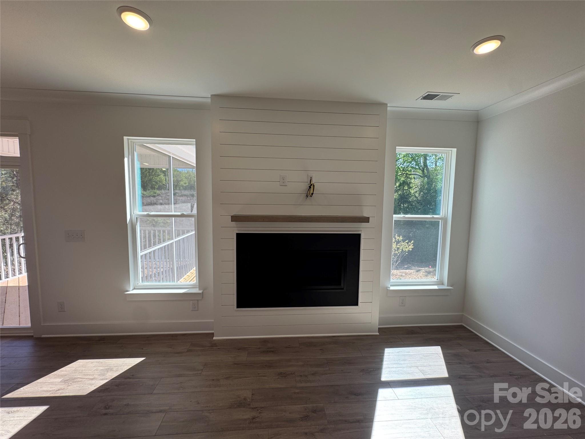 Robinson Oaks - Residential