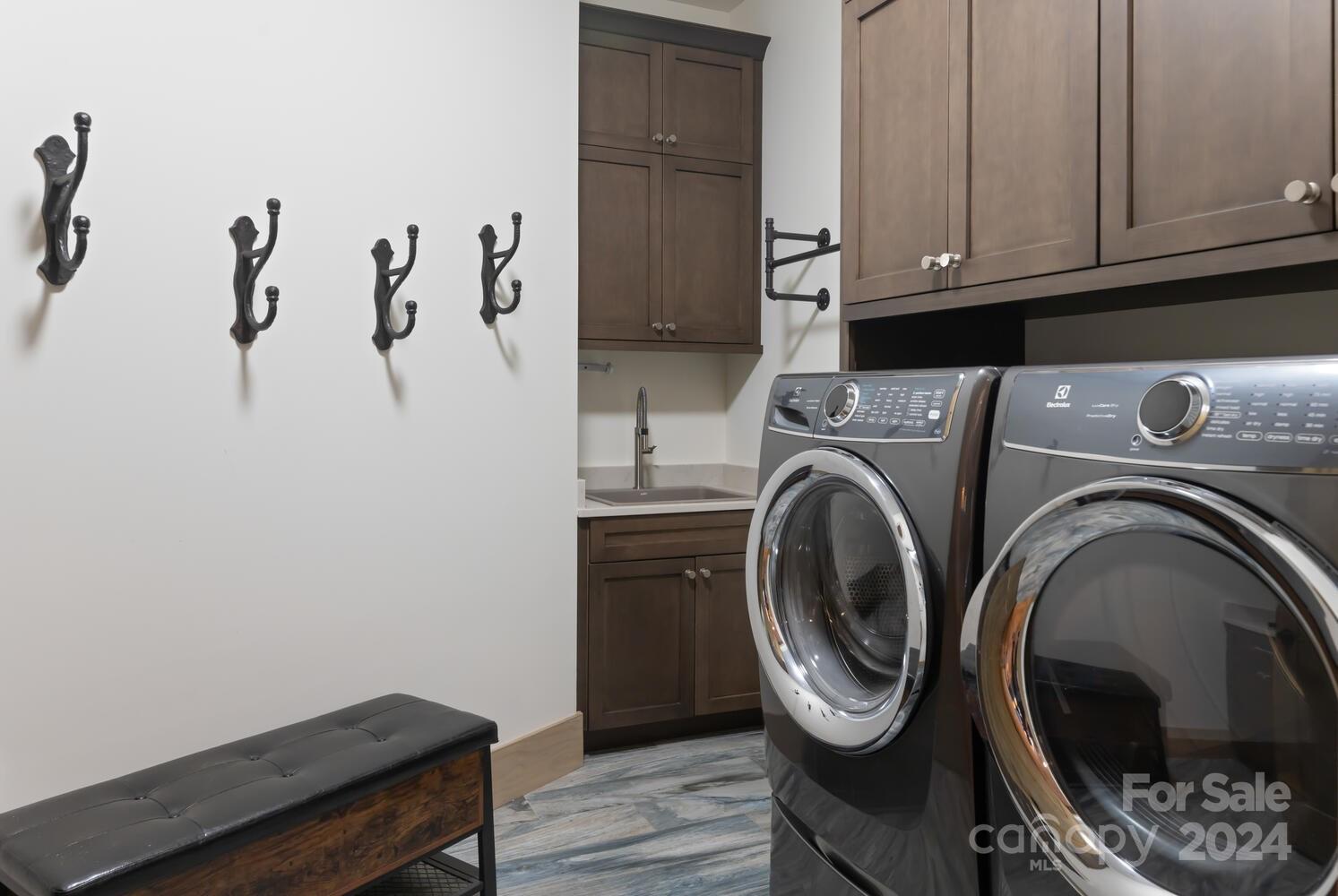 Connestee Falls - Residential