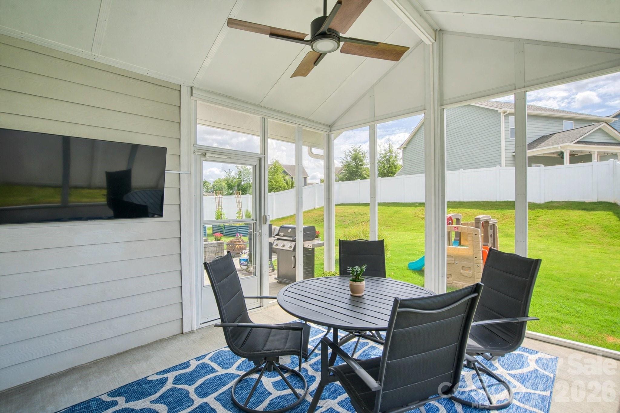 4328 Huntley Glen Drive