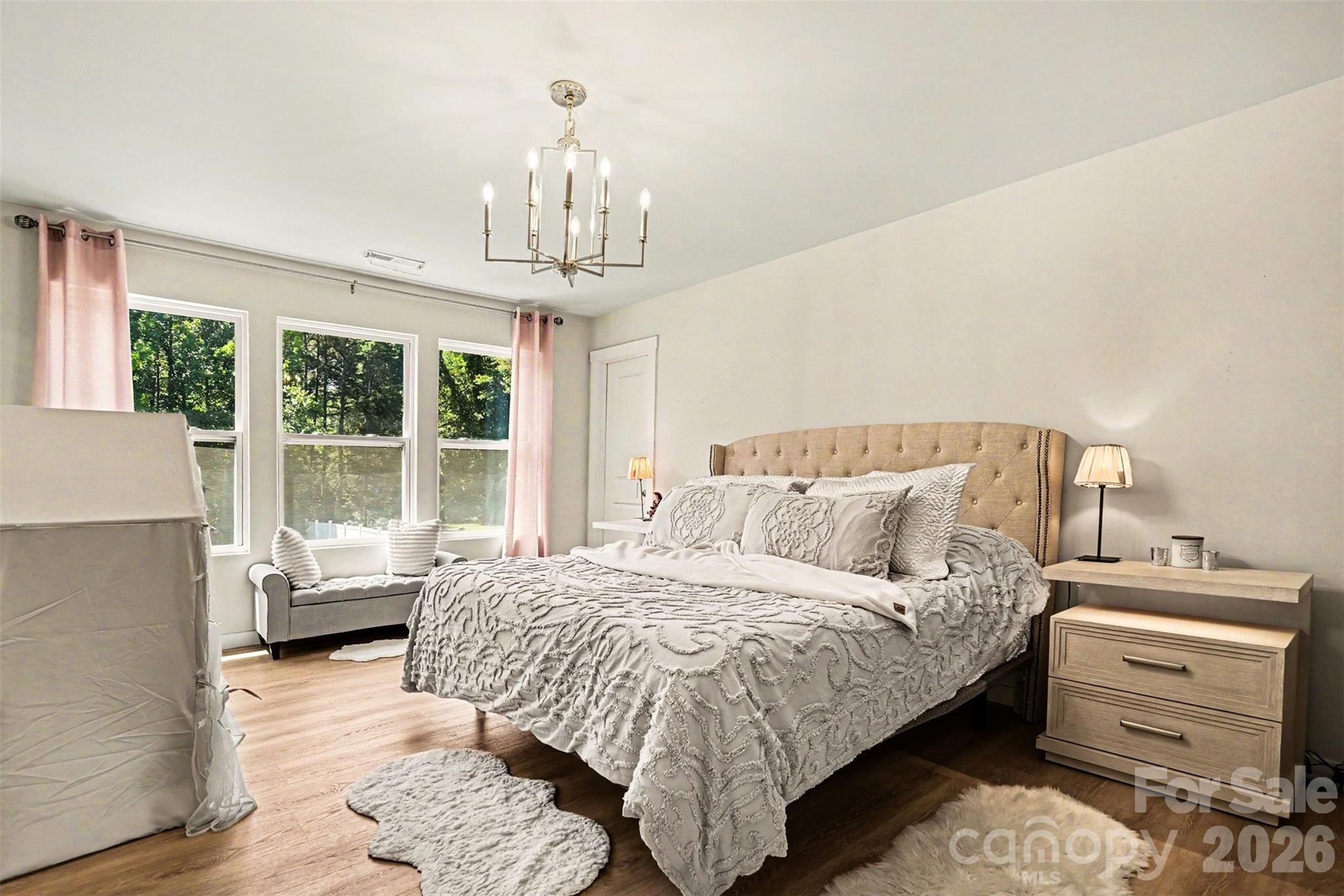 Hayden Dr - Residential