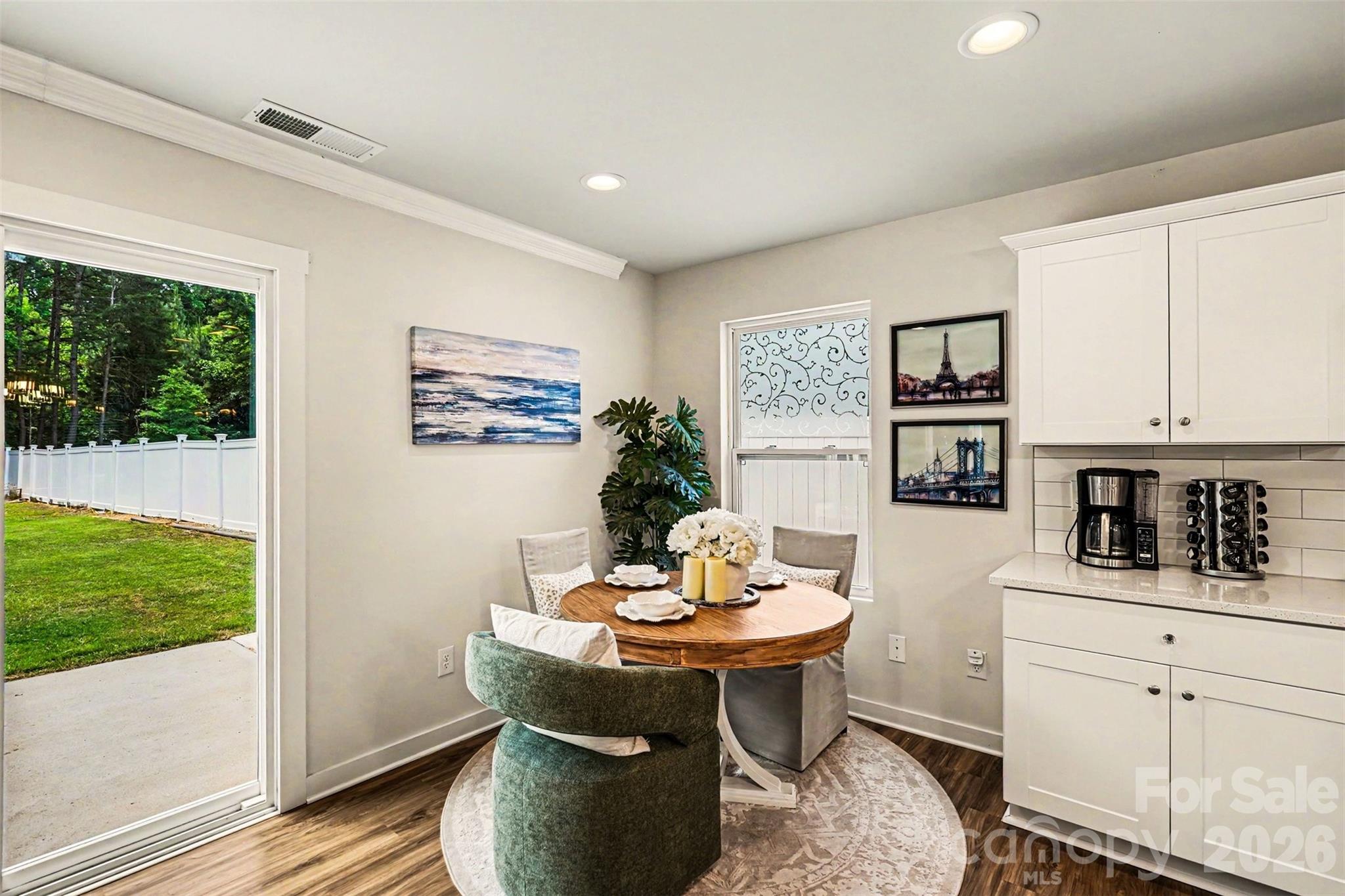 Hayden Dr - Residential