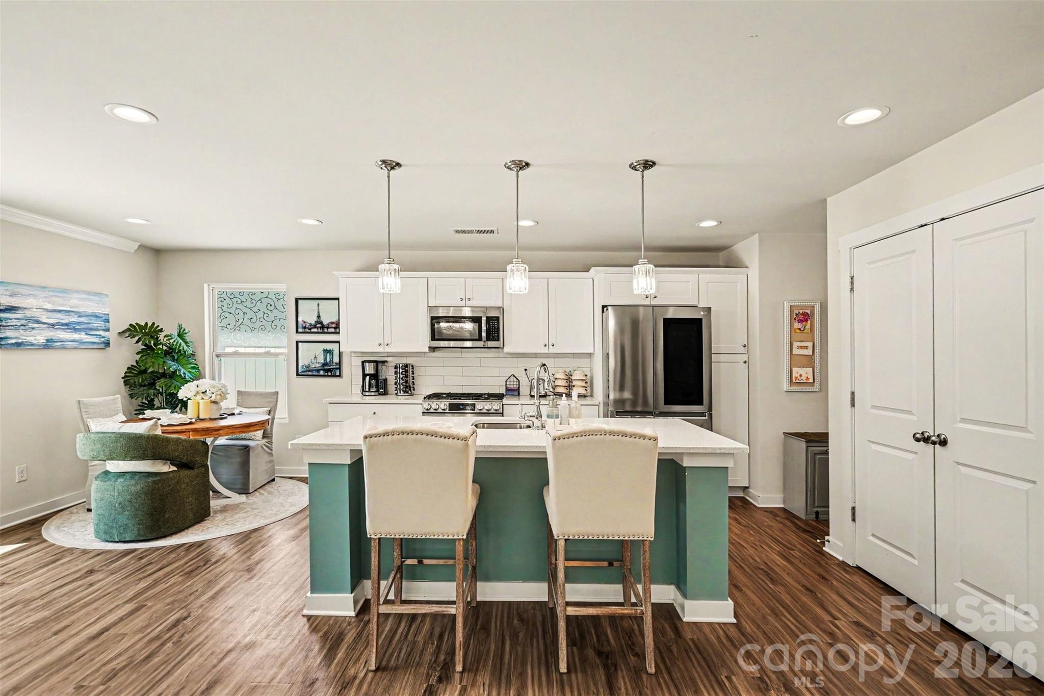 Hayden Dr - Residential