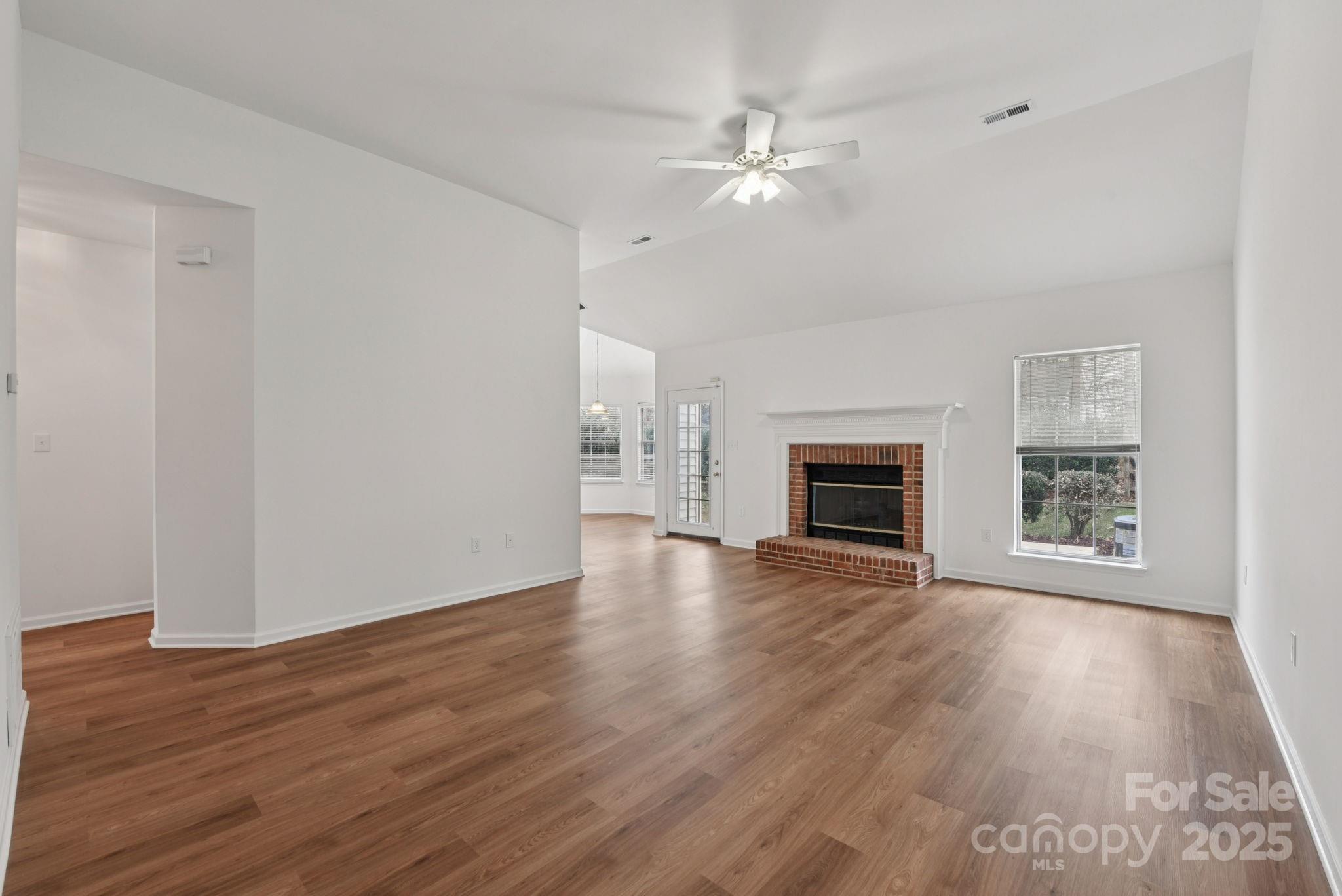 121 Ashford Hollow Lane