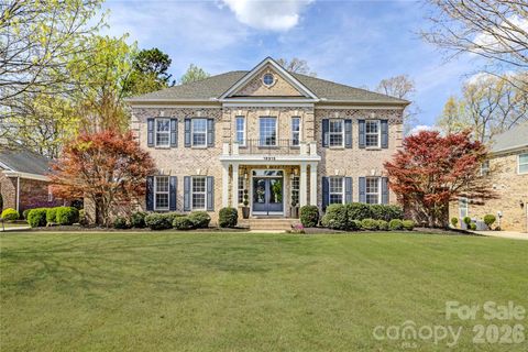 Photo of 16915 Turtle Point Road, Charlotte, NC 28278 (MLS # 4360965)