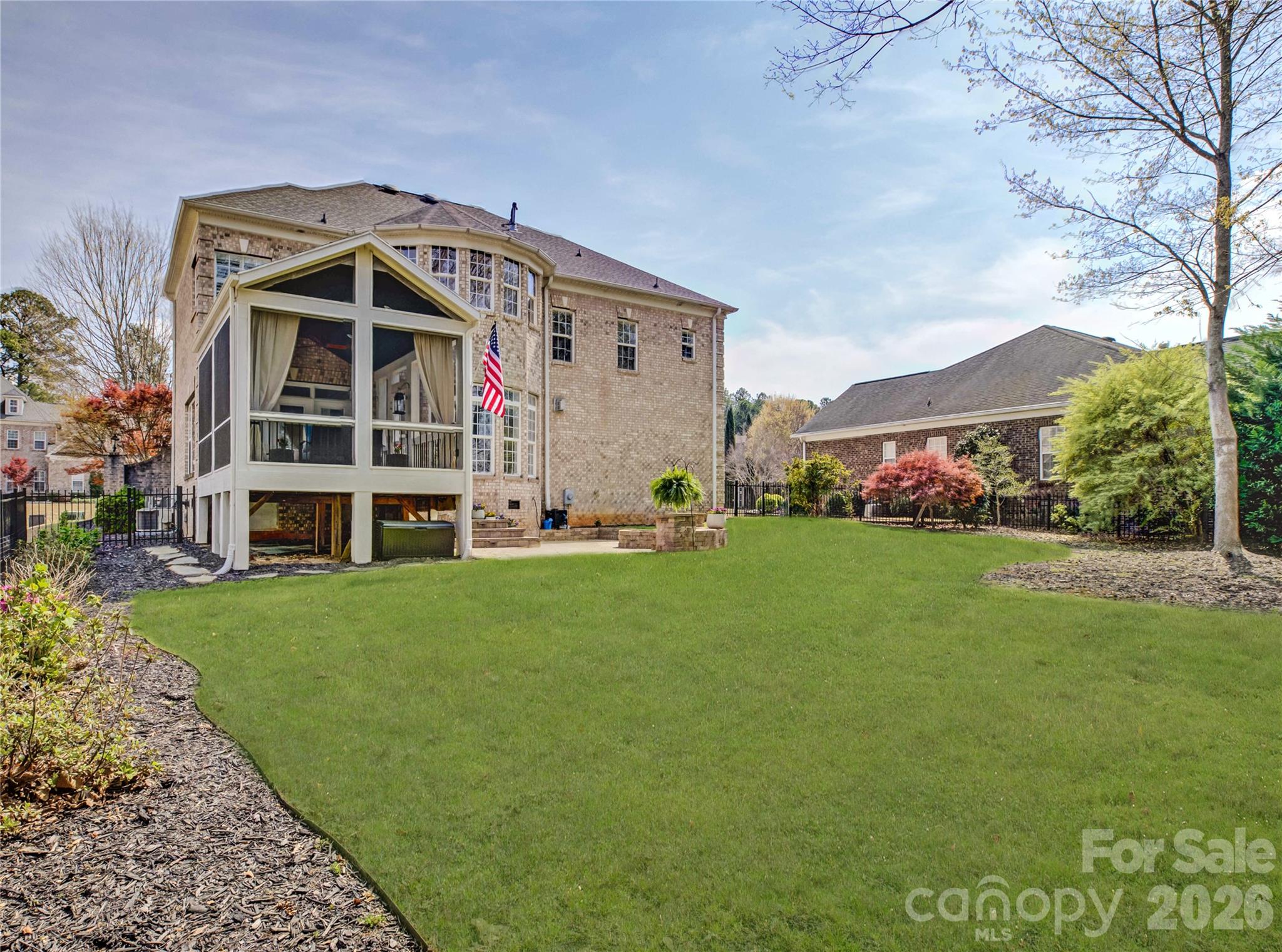 The Palisades - Residential