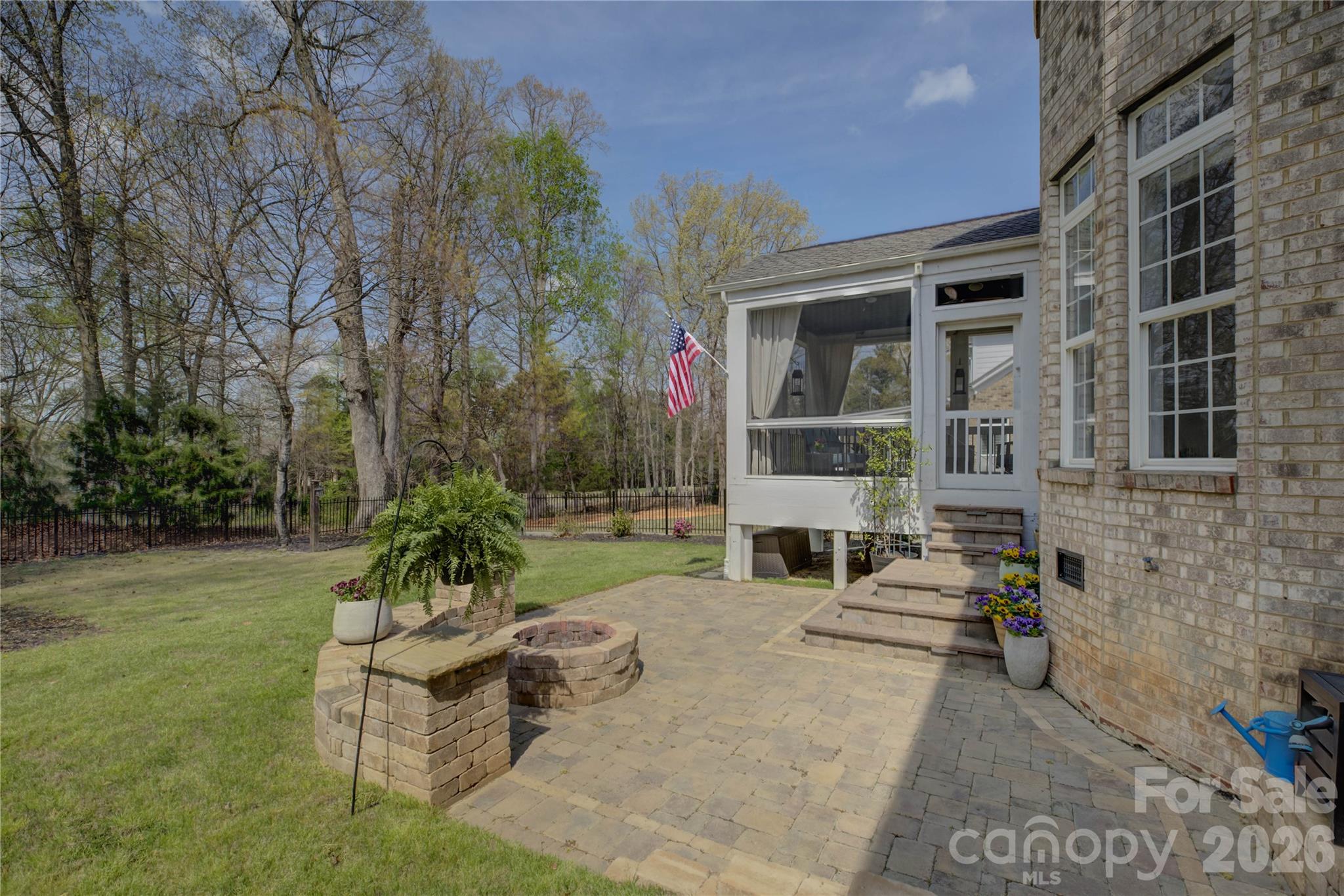 The Palisades - Residential