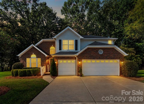 Photo of 15703 Edenfield Drive, Huntersville, NC 28078 (MLS # 4435427)