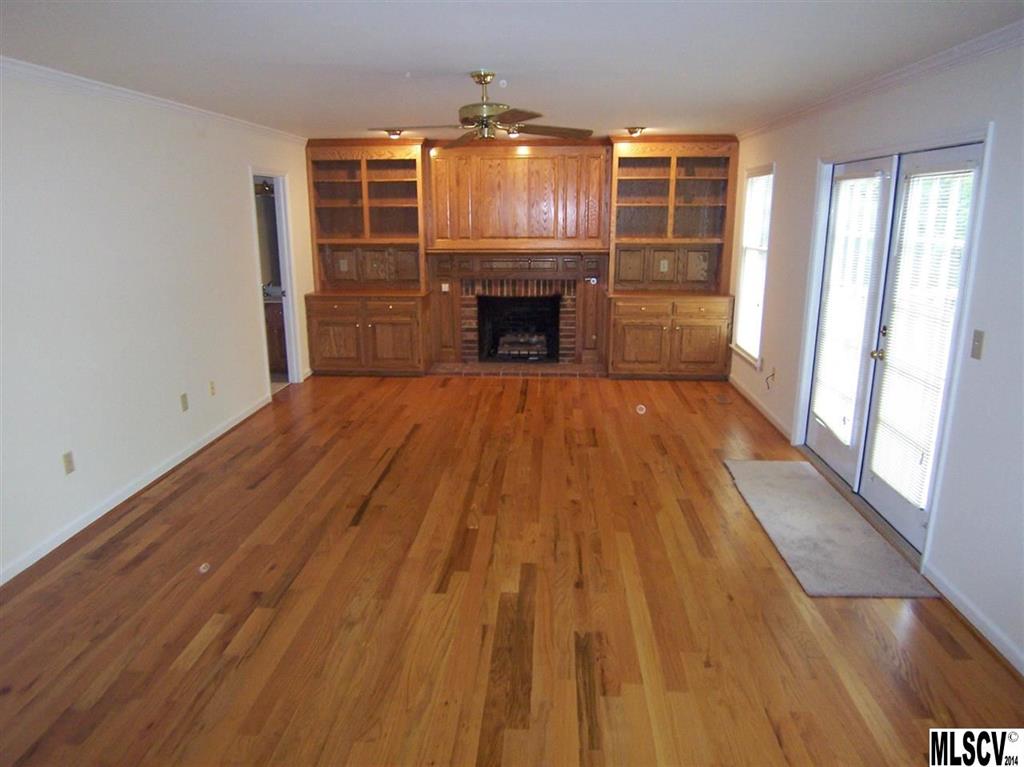 Moores Ferry - Residential