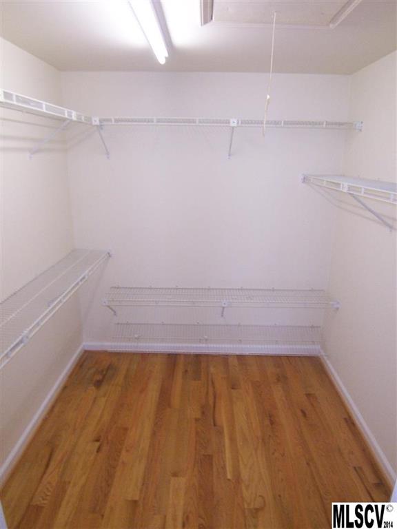 Moores Ferry - Residential