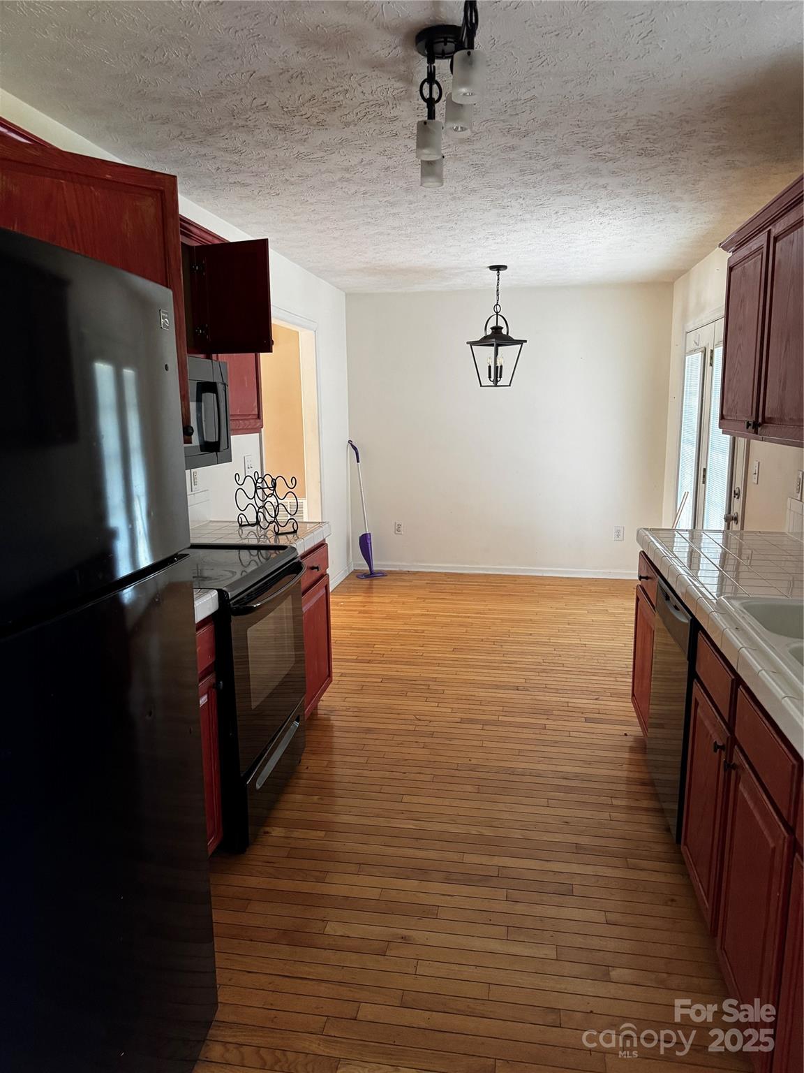147 Freshfield Drive