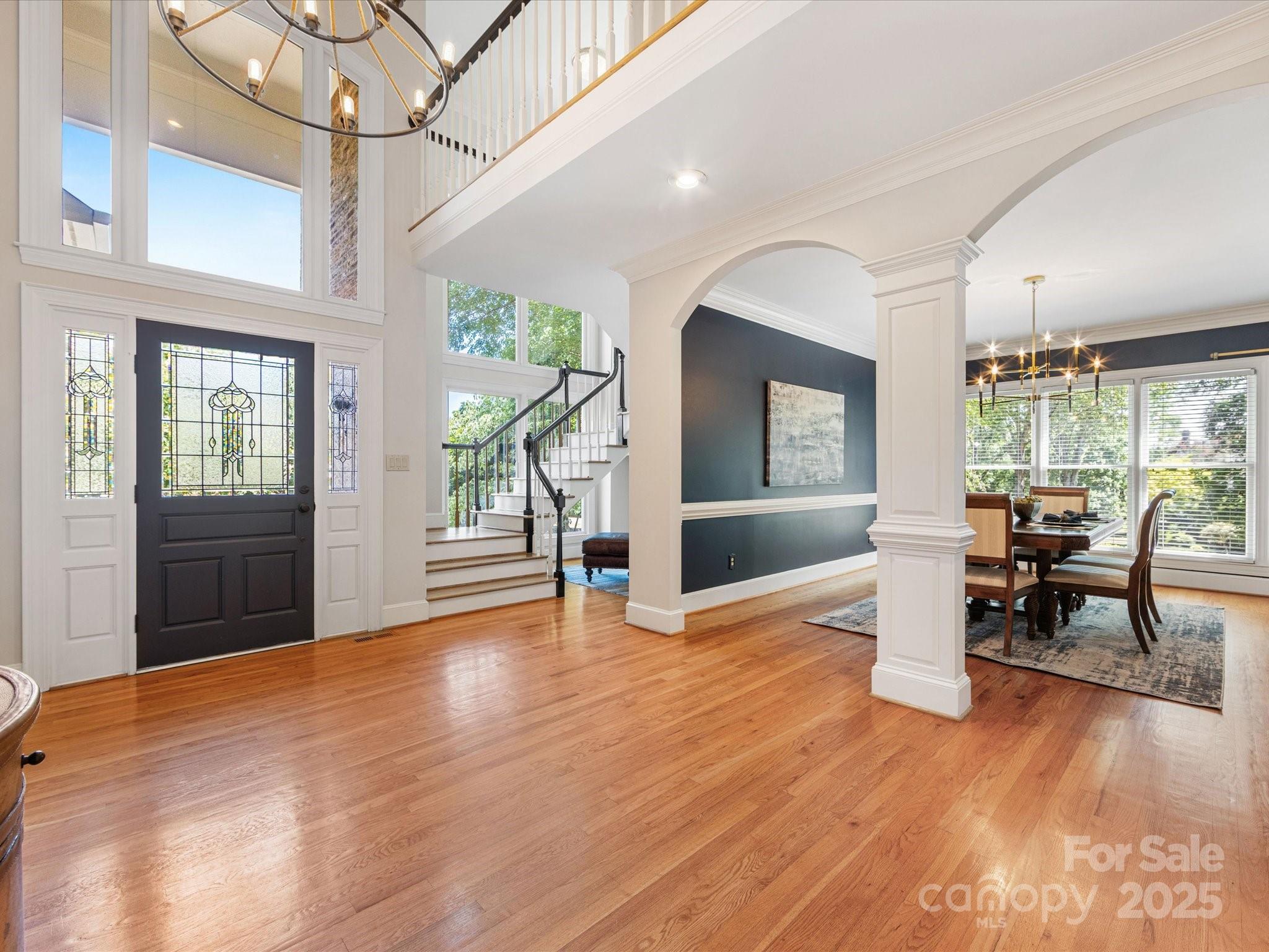 3324 Meadow Bluff Drive