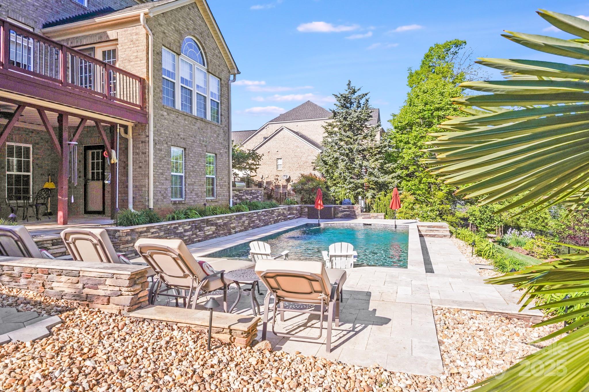 9433 Stonebridge Way