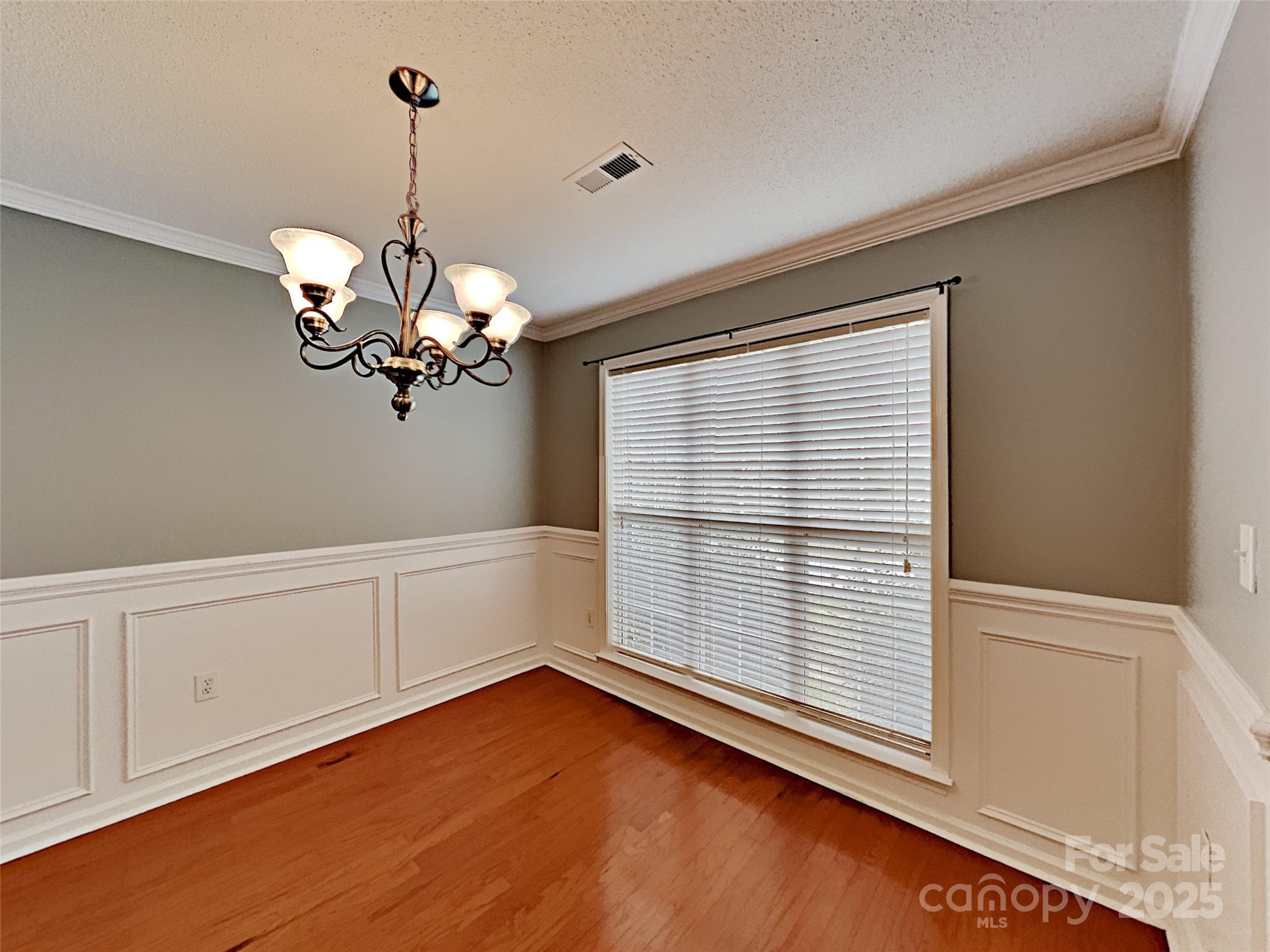 184 Rocky Knoll Court