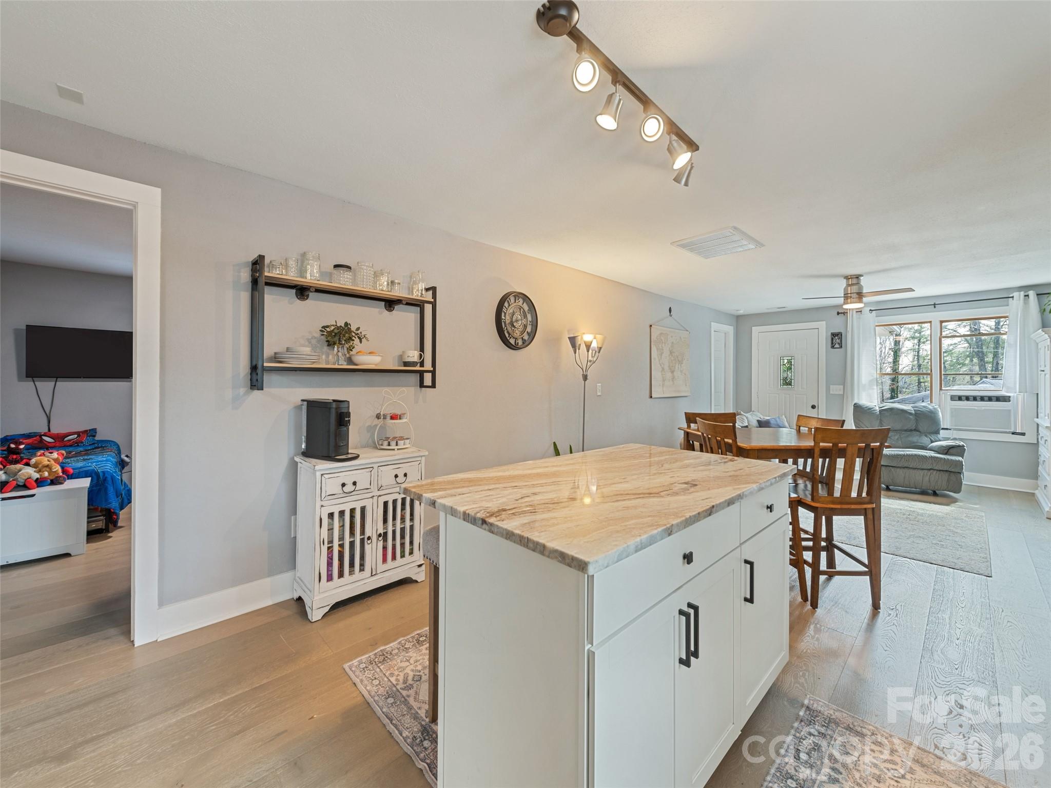 Hebron Terrace - Residential