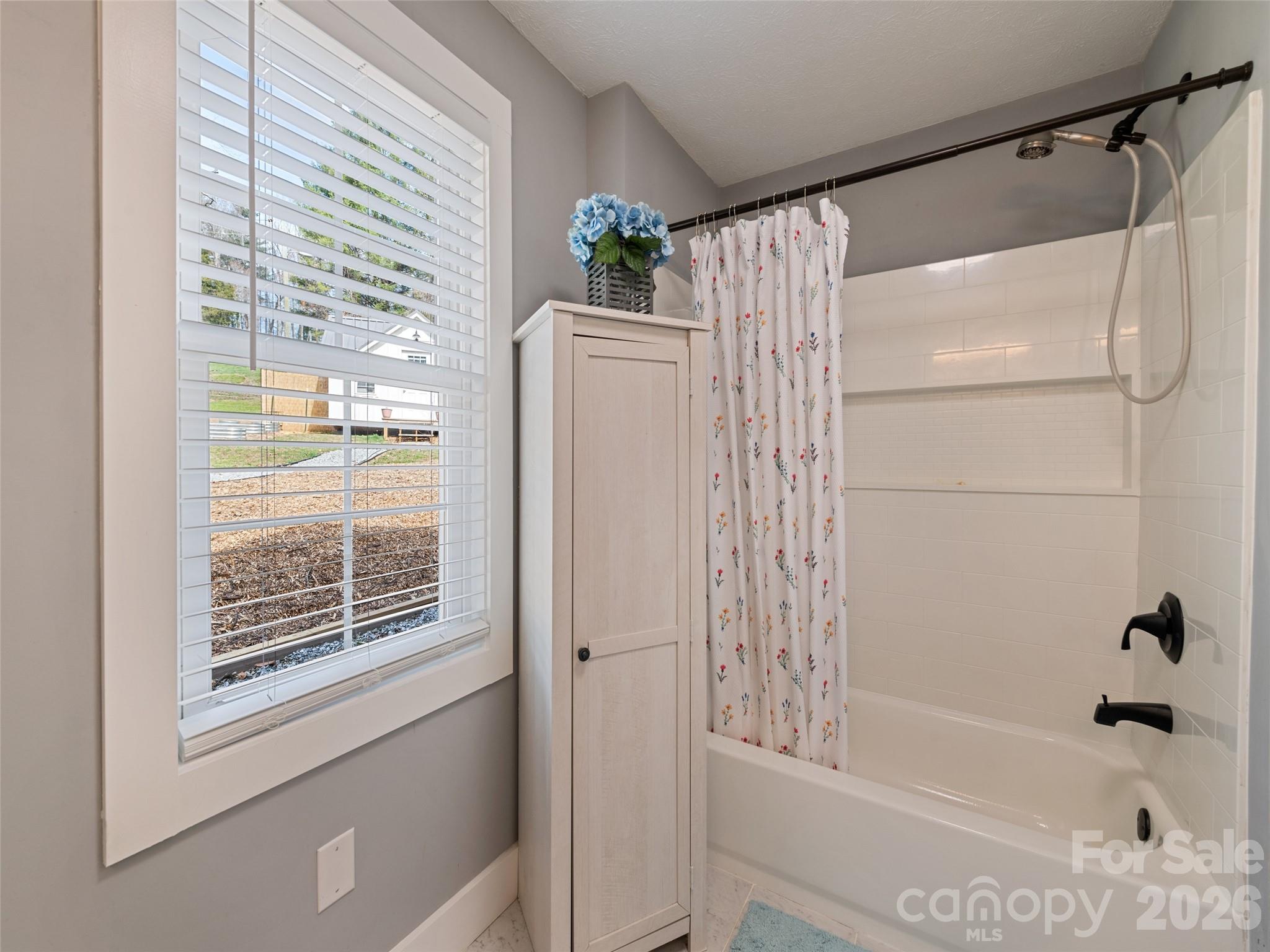 Hebron Terrace - Residential