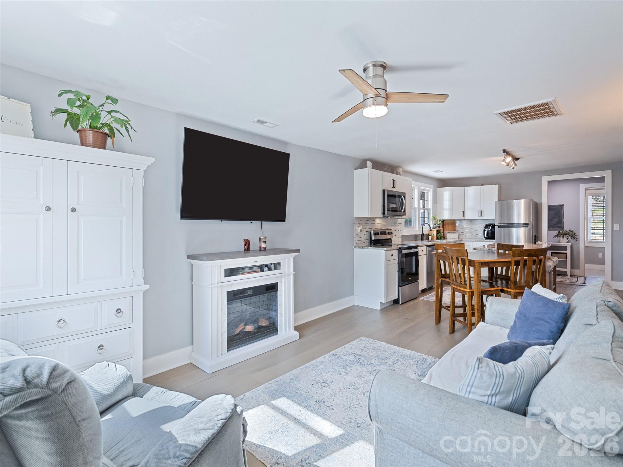 Hebron Terrace - Residential