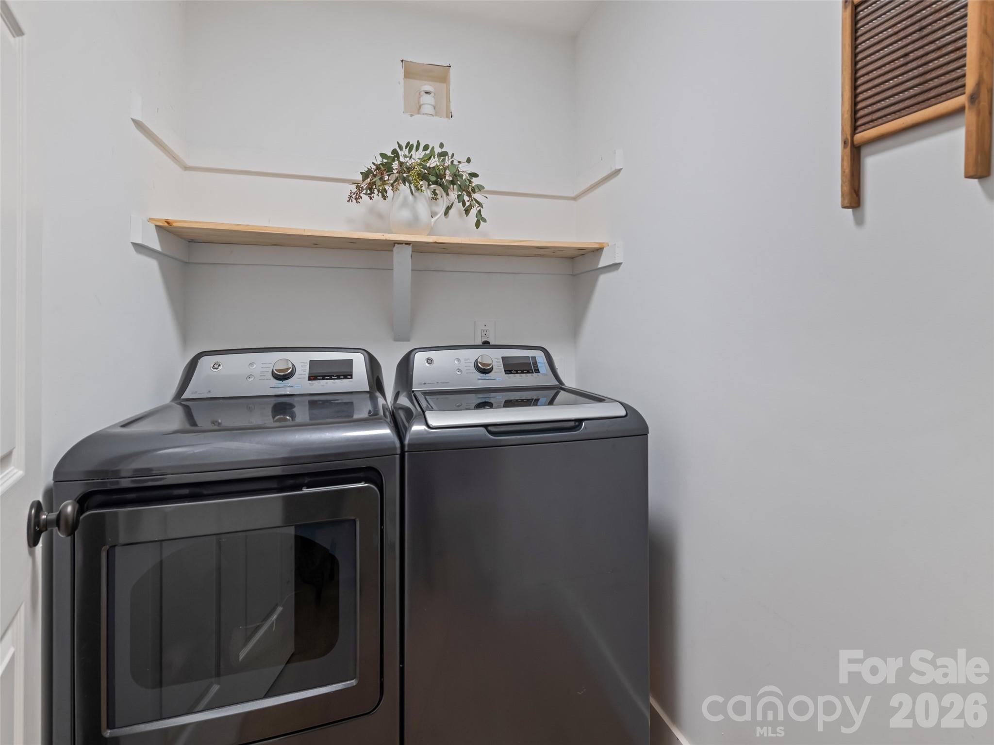 Hebron Terrace - Residential