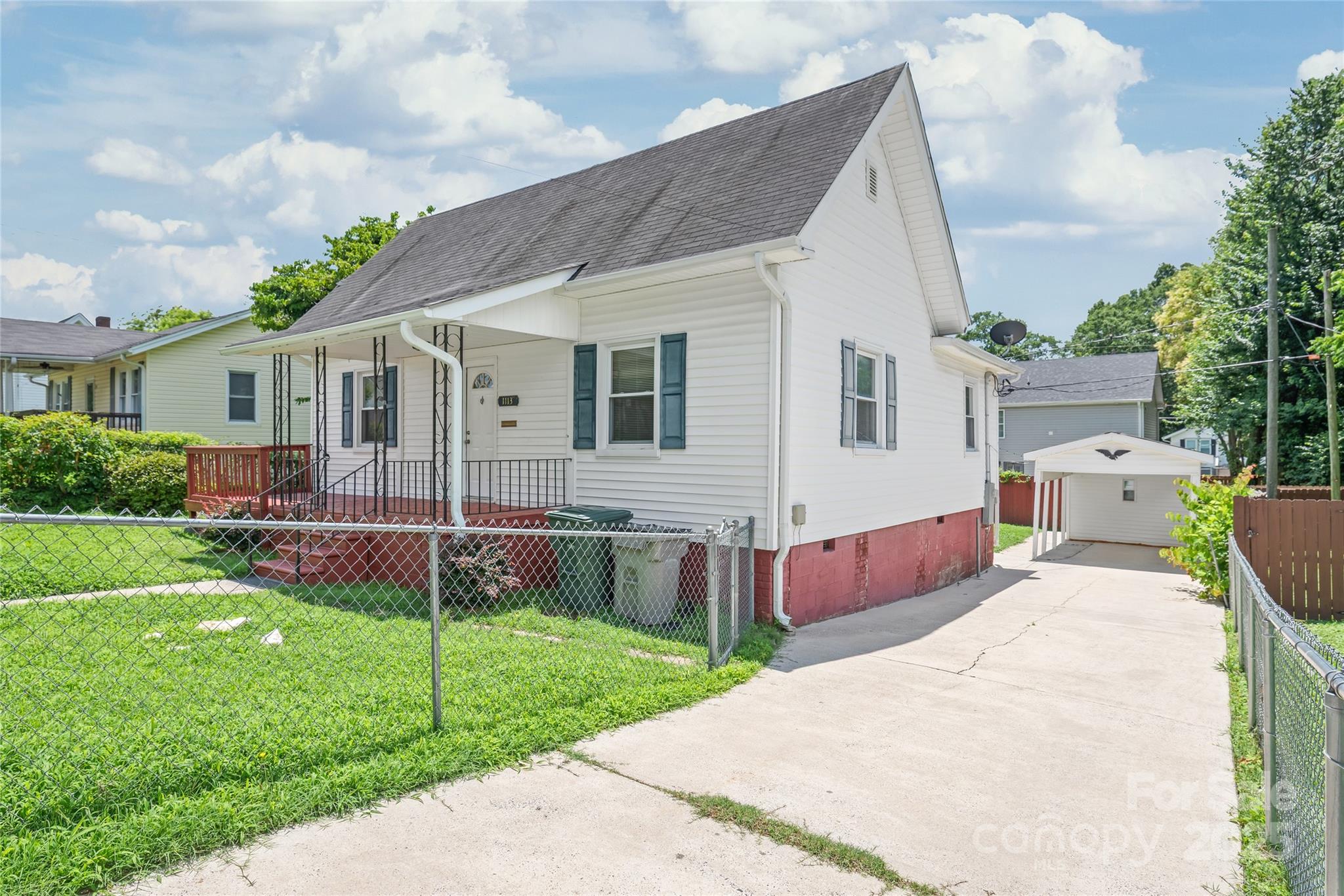 1113 W 4th Avenue
