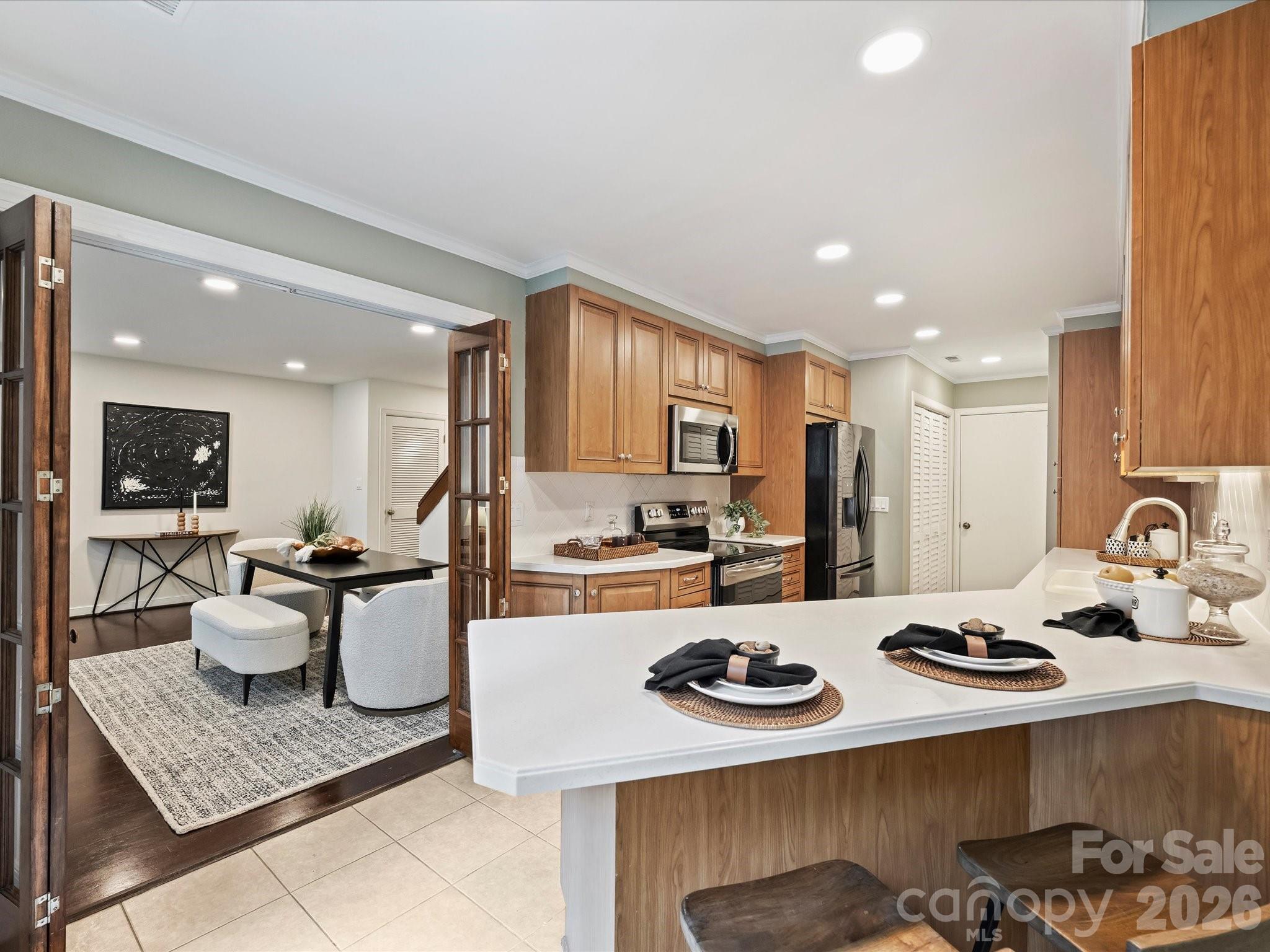 Sharon View Place - Residential