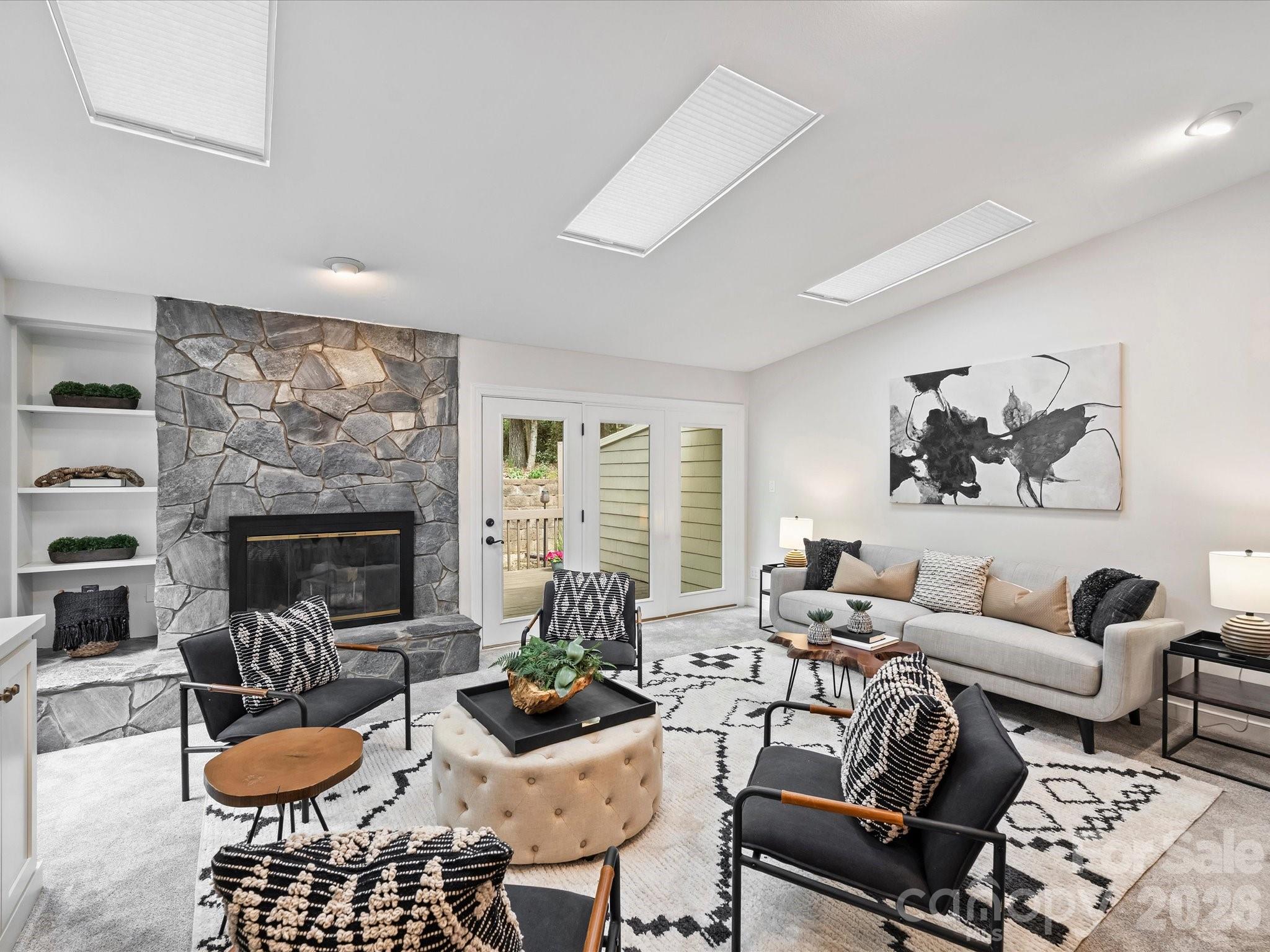 Sharon View Place - Residential