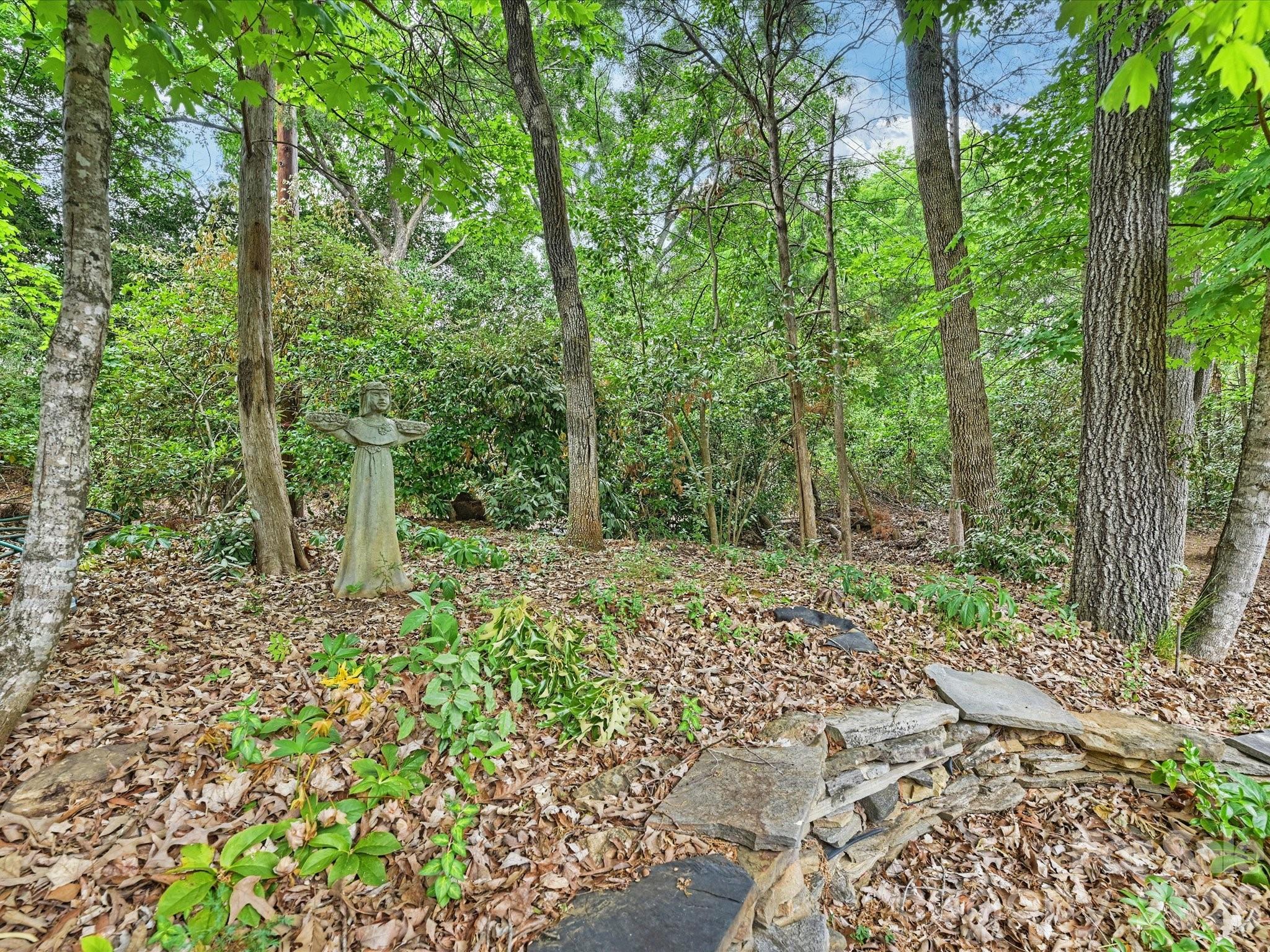 Sharon View Place - Residential