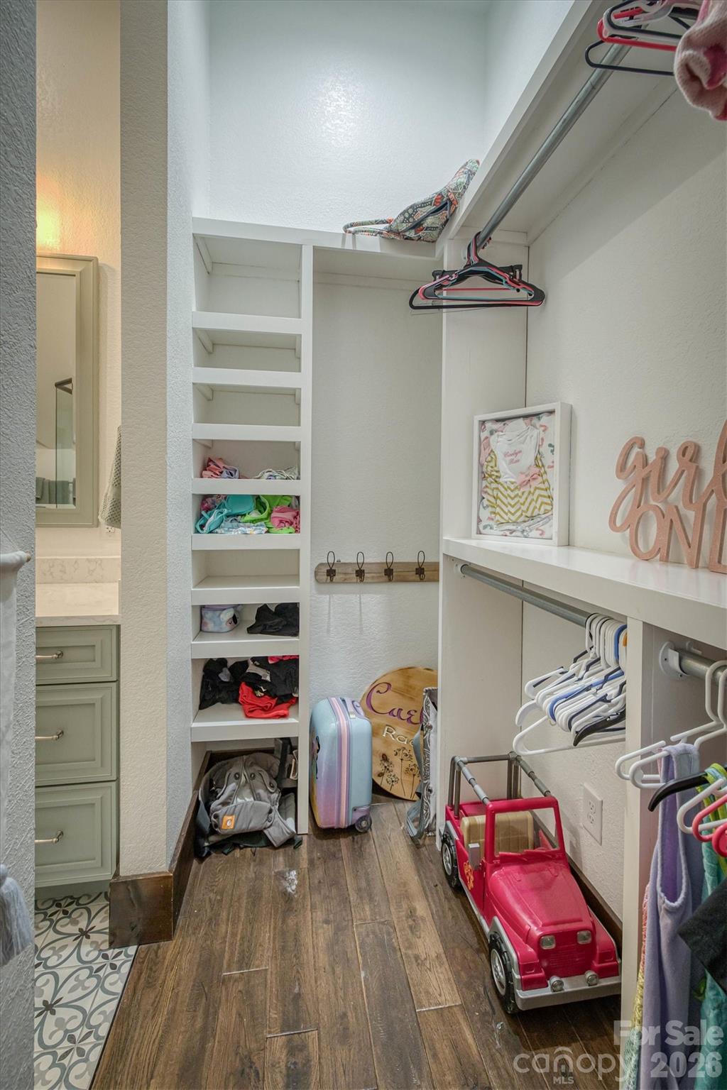 Cottage Park - Residential