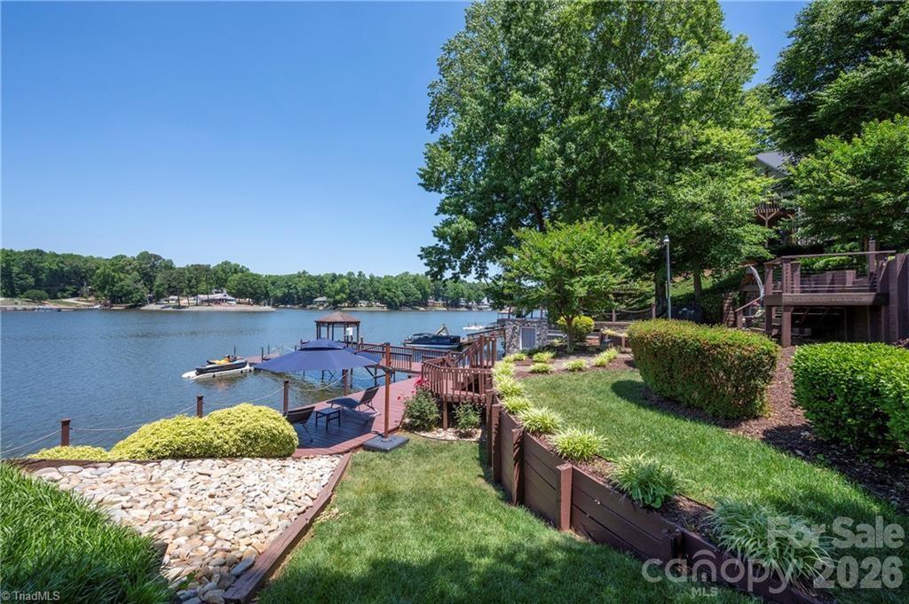 High Rock Lake - Residential