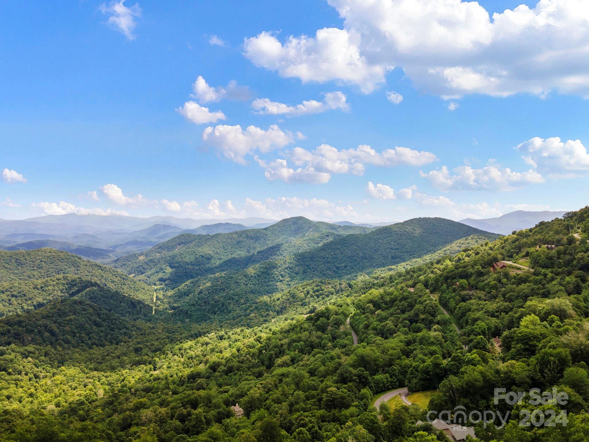 948 Lookout Drive 948 & 949