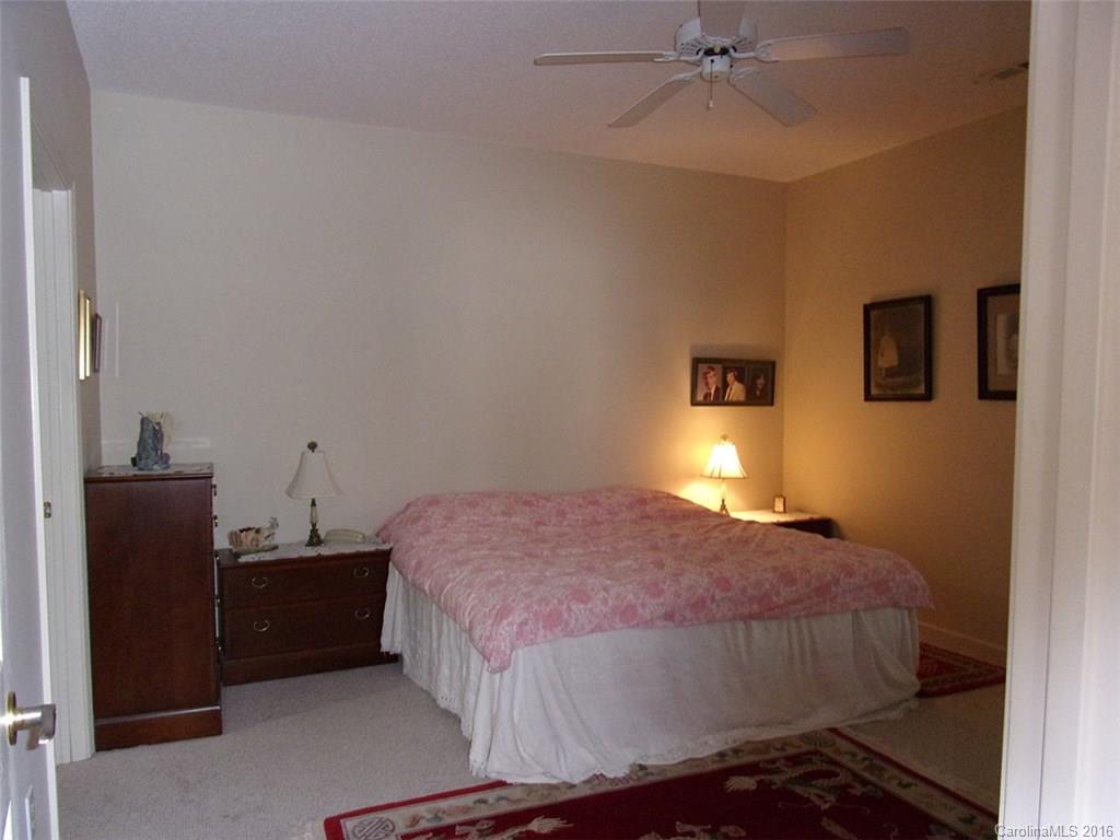 Deerlake Village - Residential