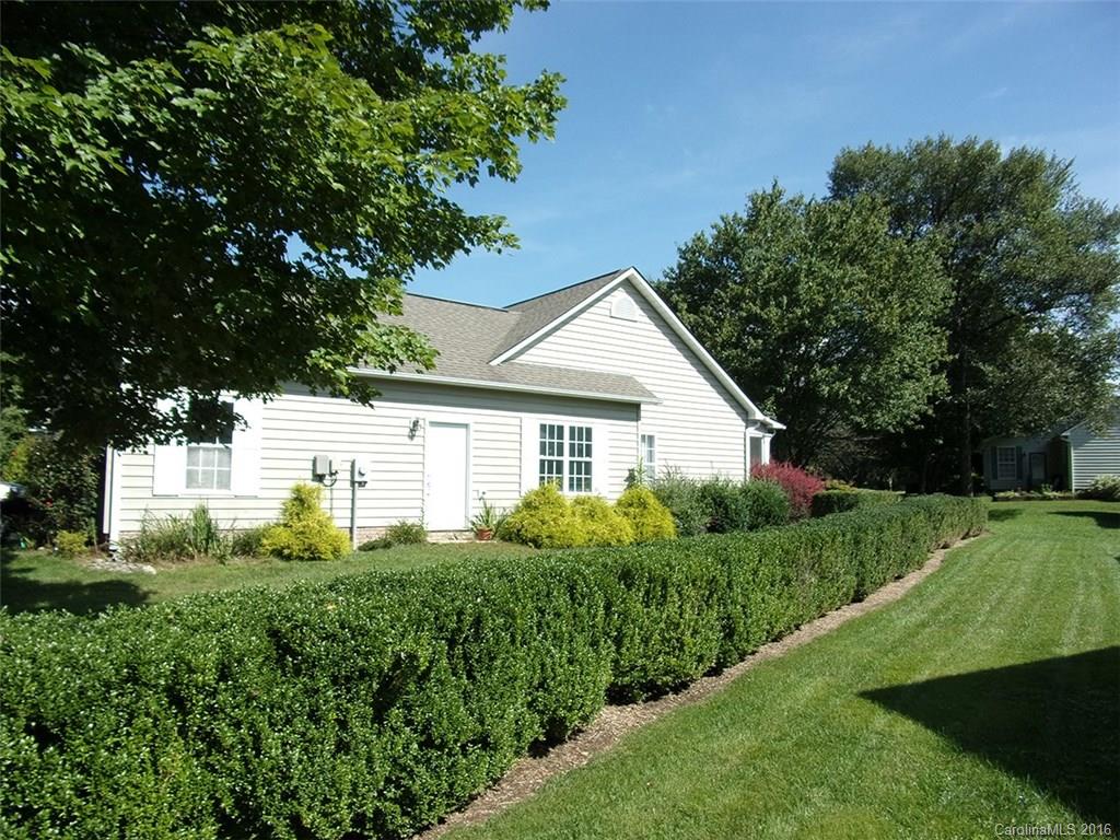 Deerlake Village - Residential