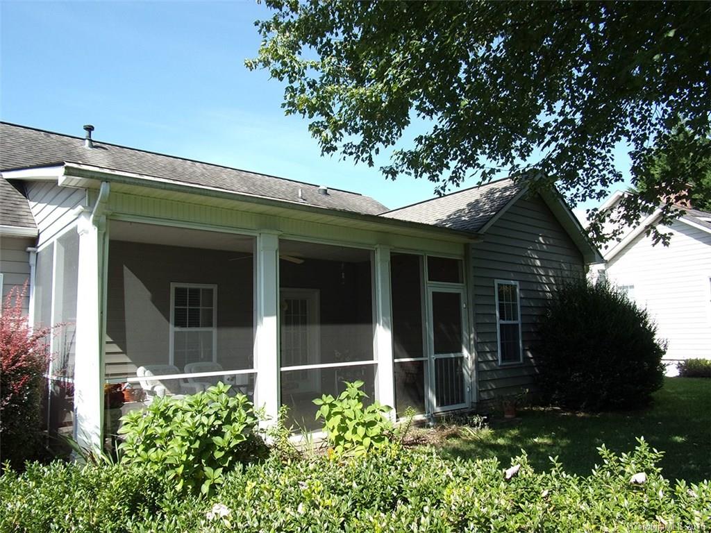 Deerlake Village - Residential