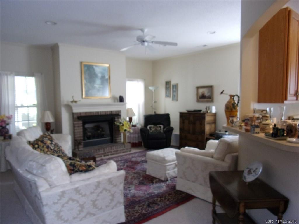 Deerlake Village - Residential